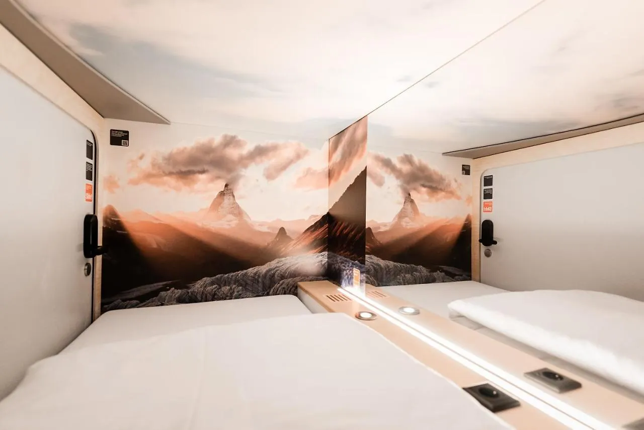 Capsule Hotel - Zurich Airport Kloten 3*,